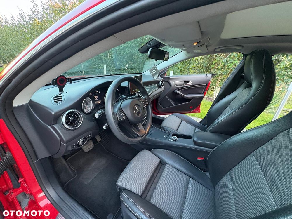 Mercedes-Benz CLA 200 (CDI) d 4Matic 7G-DCT - 33