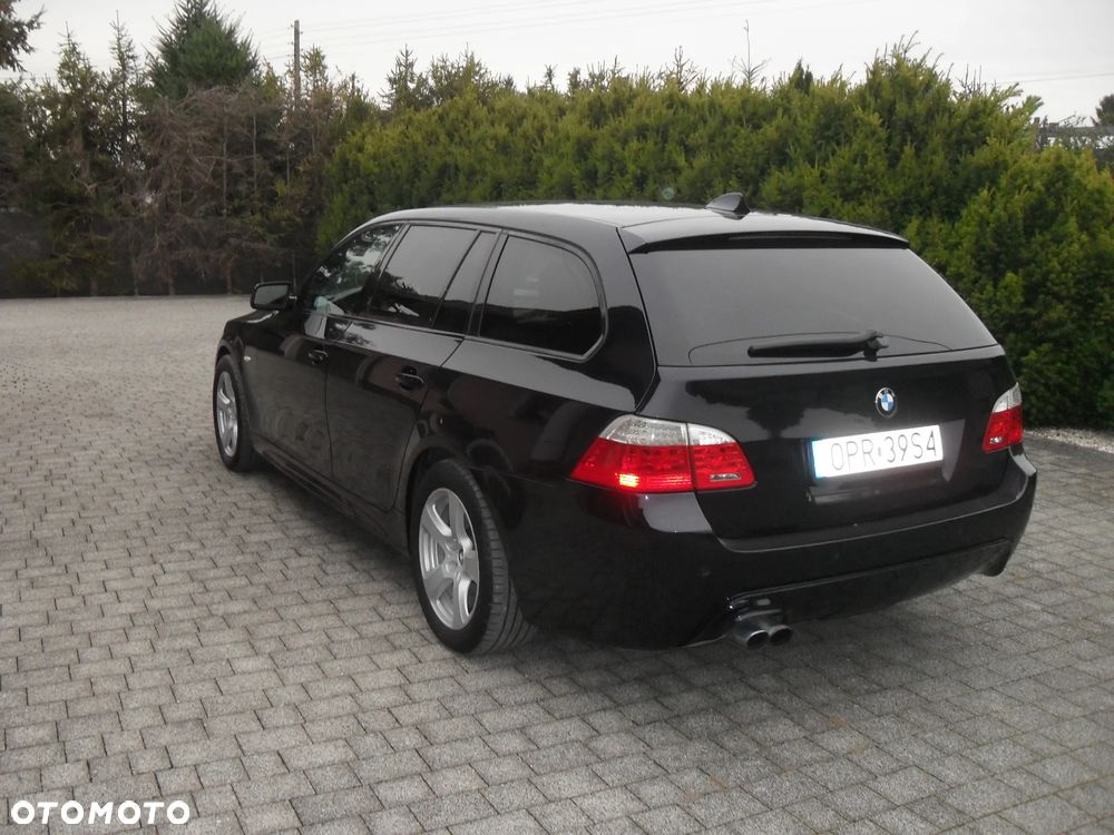 BMW Seria 5 530d xDrive - 7