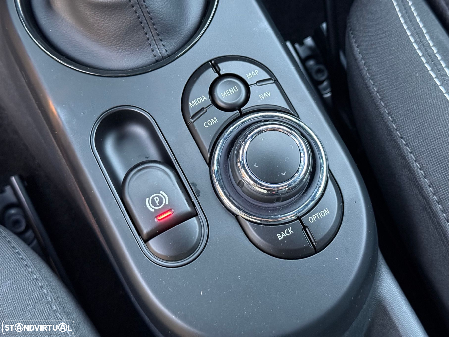 MINI 3 Portas Cooper SE Premium Essential - 42