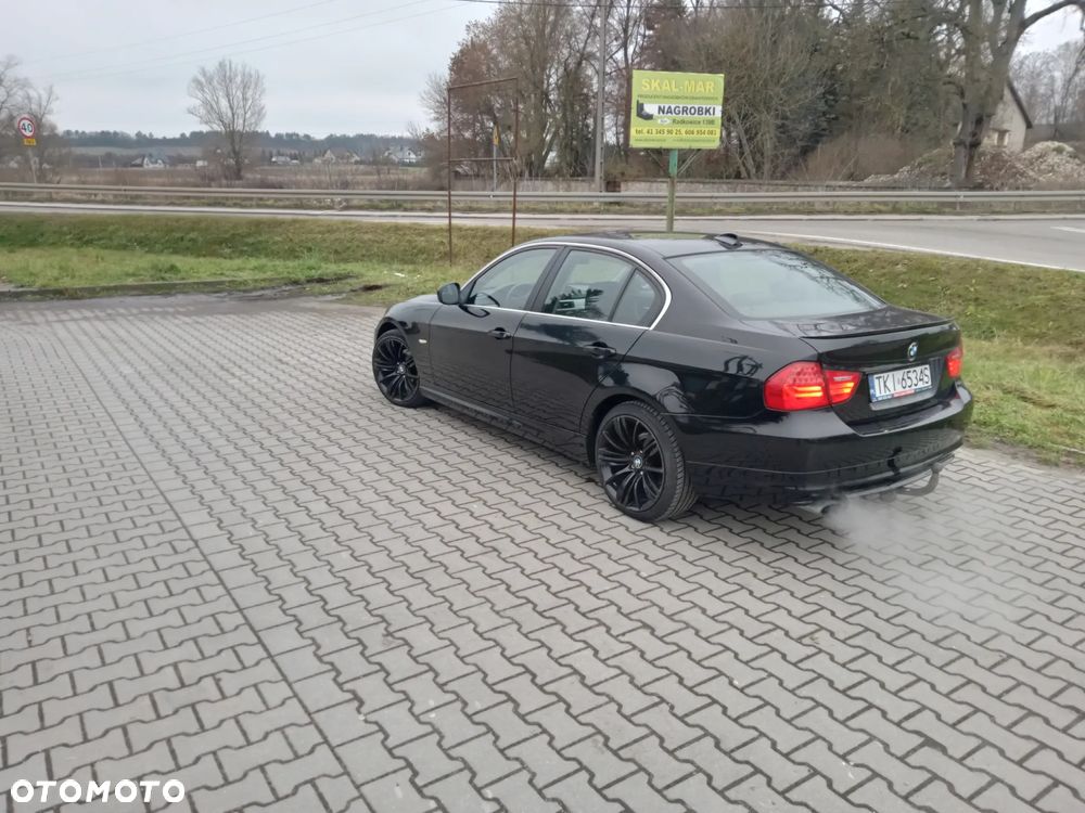 BMW Seria 3 318i - 11