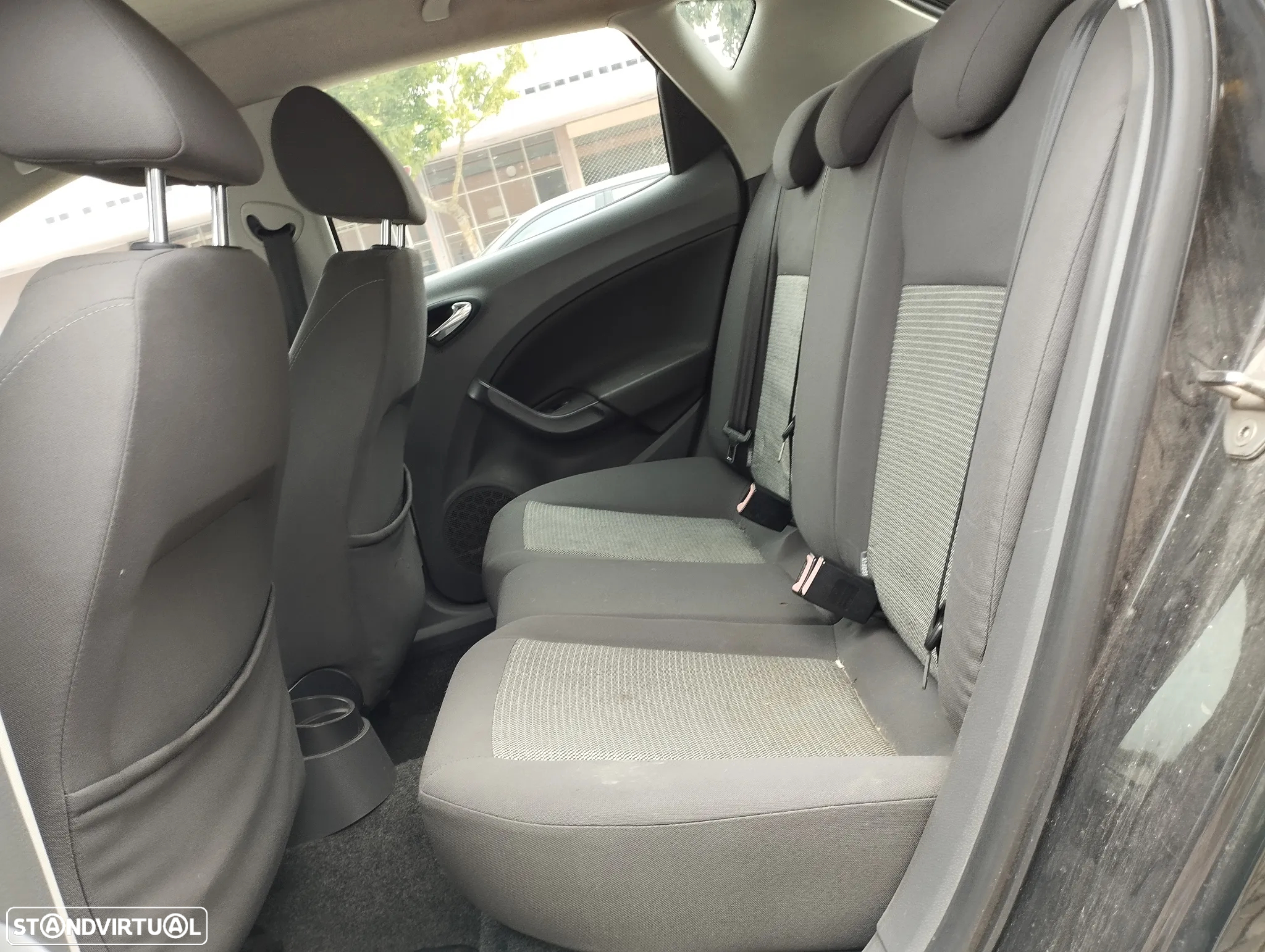 SEAT Ibiza 1.9 TDi Style DPF - 10