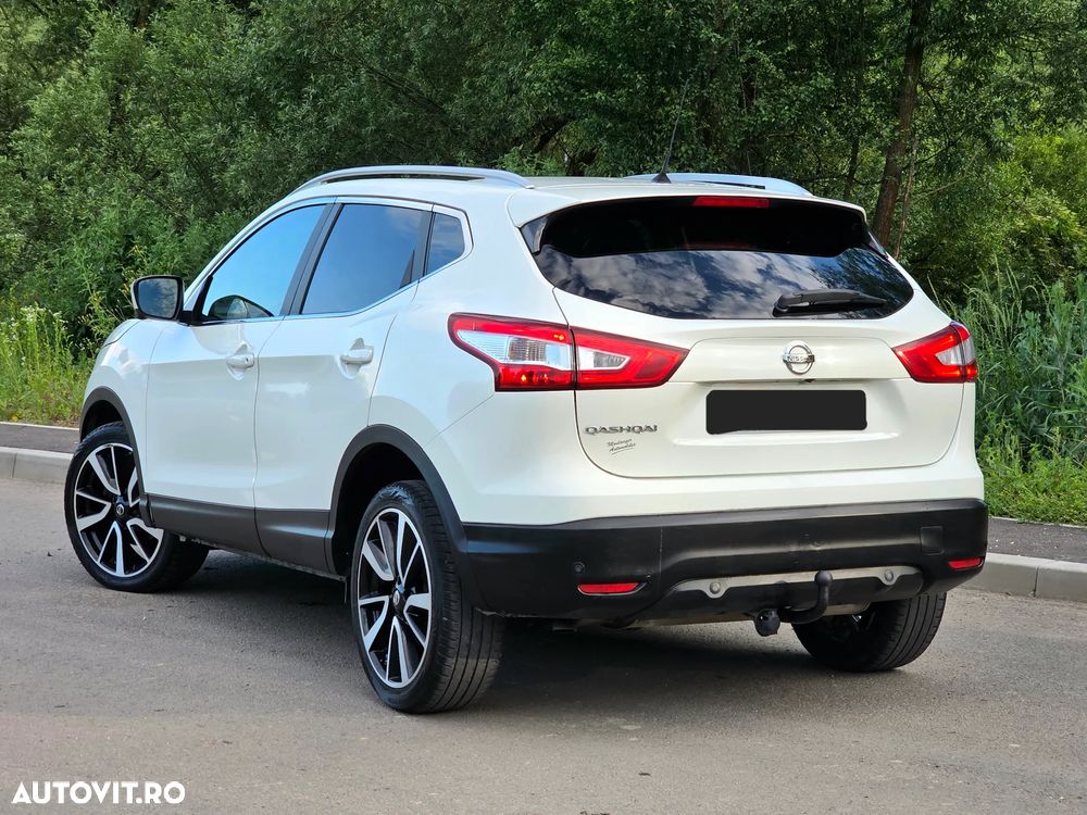 Nissan Qashqai 1.6 DCI ALL-MODE 4x4i TEKNA+ - 3