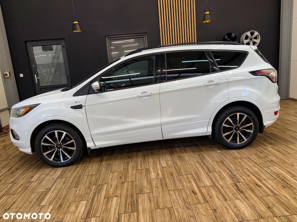 Ford Kuga 2.0 TDCi 2x4 ST-Line - 12