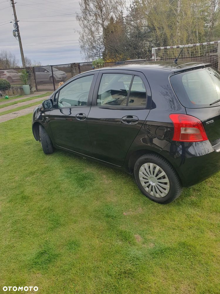 Toyota Yaris - 3