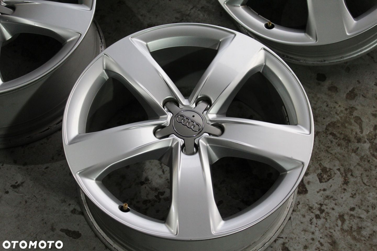 ORYG AUDI A6 C7 4G0 18cali 5x112 ET37 7,5J A3 A4 - 7