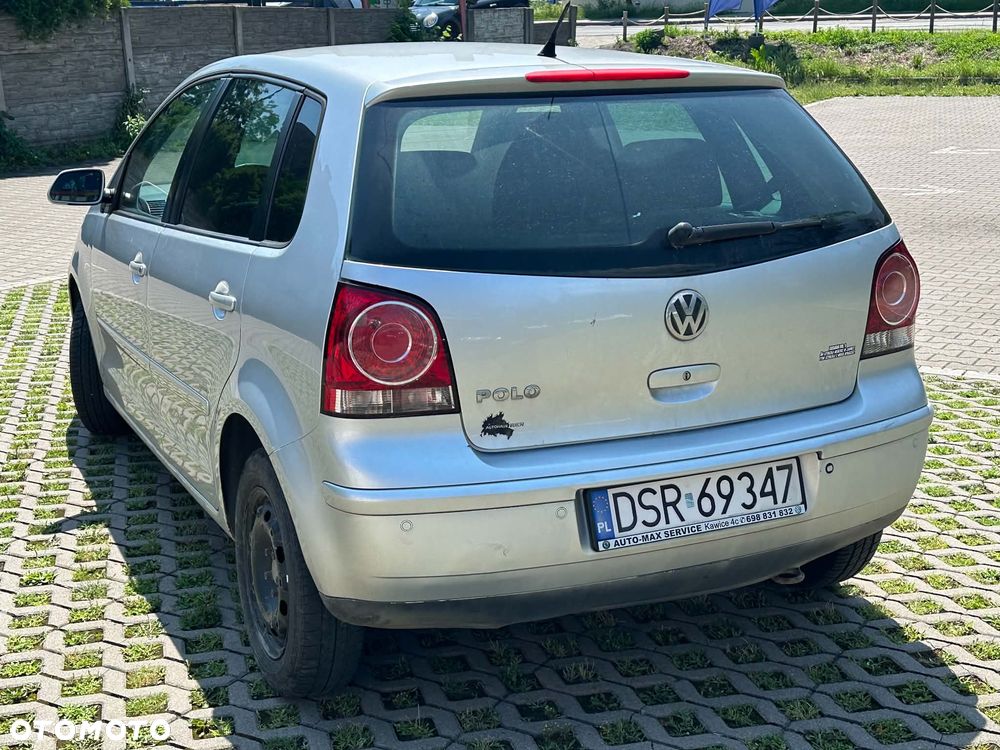 Volkswagen Polo 1.4 16V Comfortline - 6
