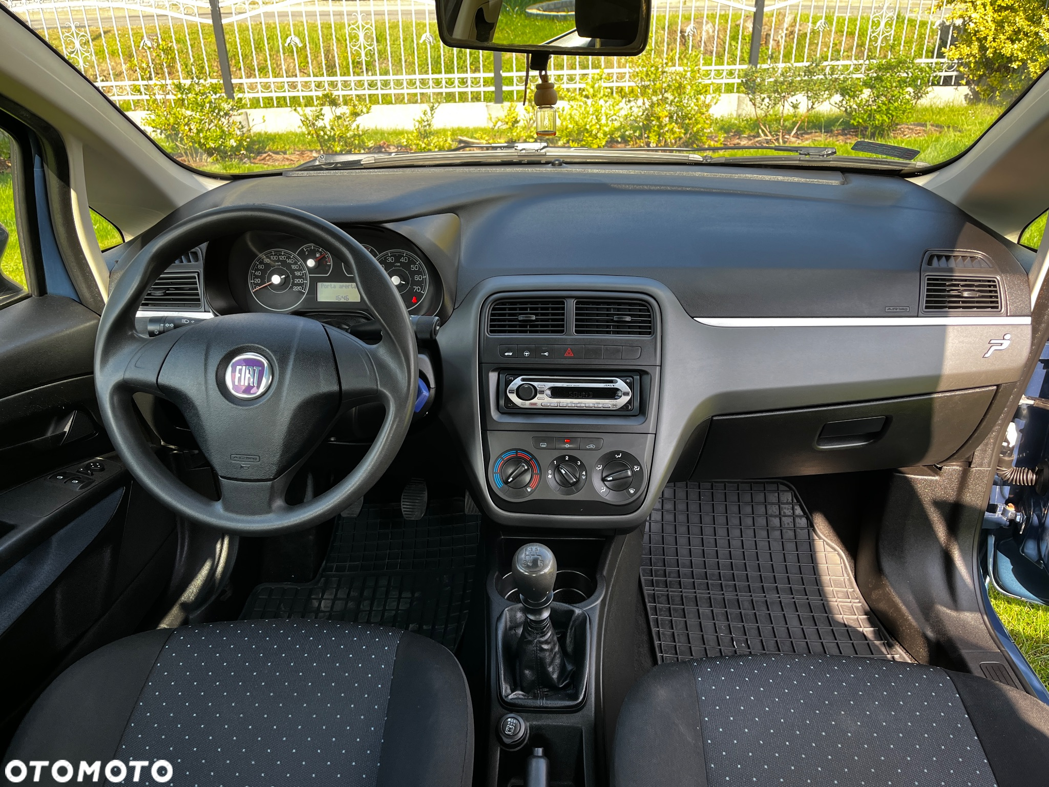 Fiat Punto 1.4 Easy Pakiet Easy Plus S&S - 10