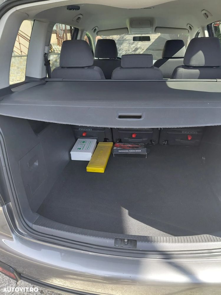 Volkswagen Touran Cross 1.4 TSI Aut - 8
