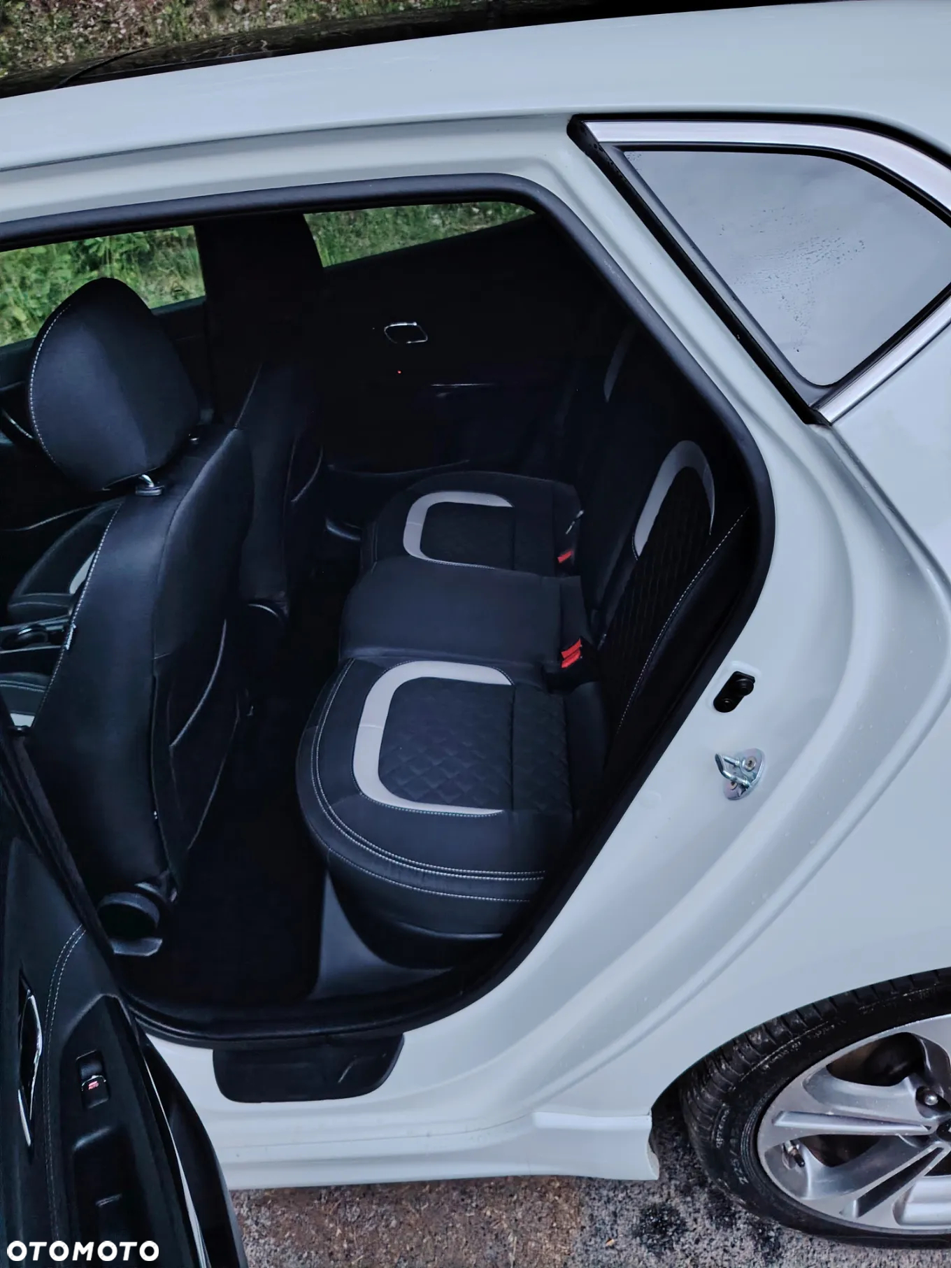 Kia Ceed Cee'd 1.6 CRDi GT Line - 9