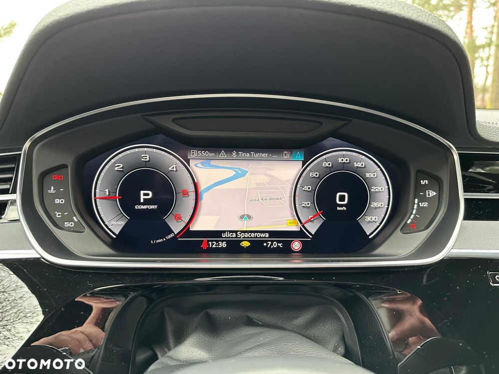 Audi A8 - 33
