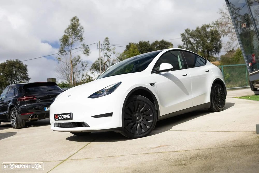 Tesla Model Y Standard - 6