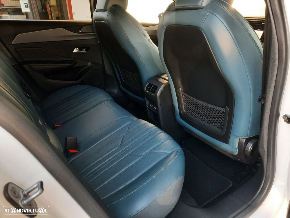 Peugeot 308 SW 1.6 Hybrid GT Pack e-EAT8 - 33
