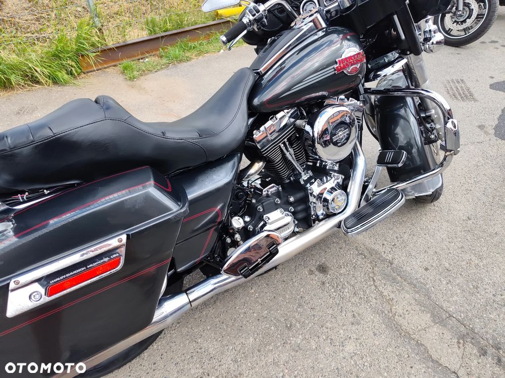 Harley-Davidson Touring Electra Glide - 29