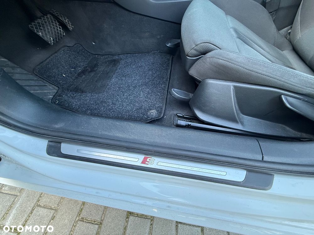 Audi A4 Avant - 29