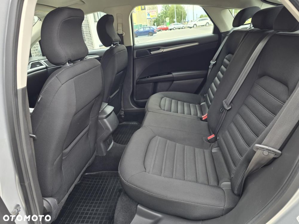 Ford Mondeo 2.0 TDCi Ambiente - 25