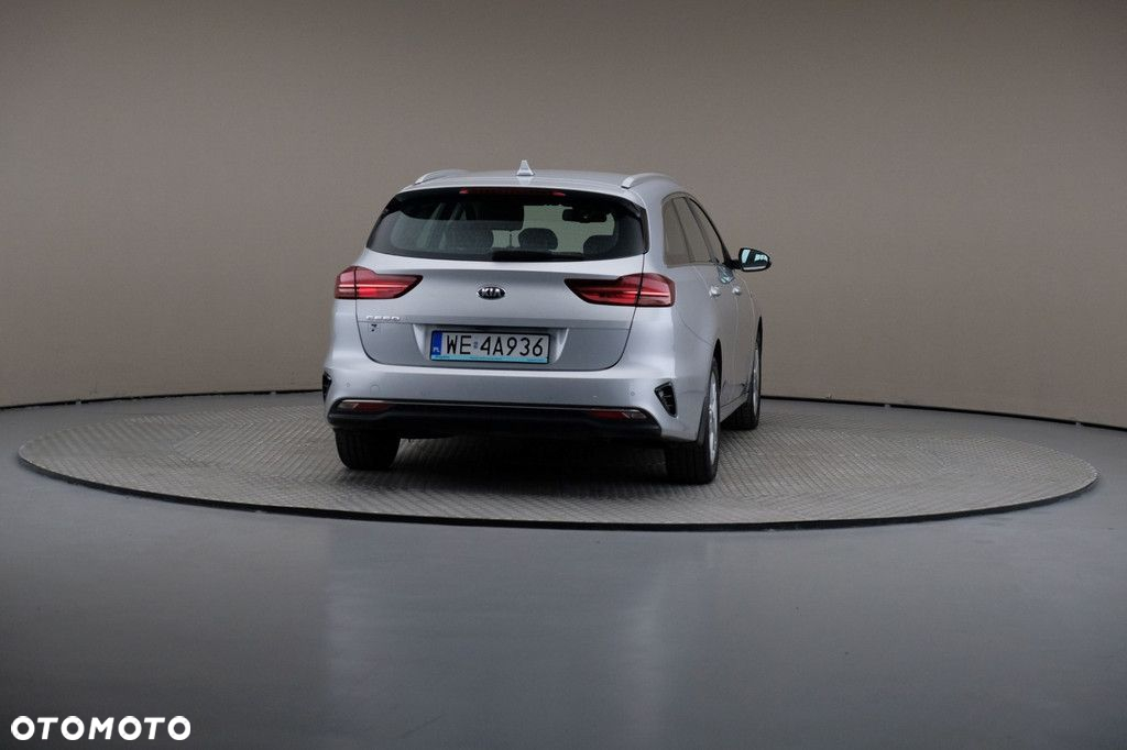 Kia Ceed - 5