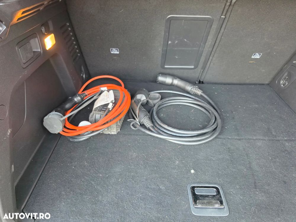 Peugeot 3008 PHEV 180 EAT8 Allure Pack - 14