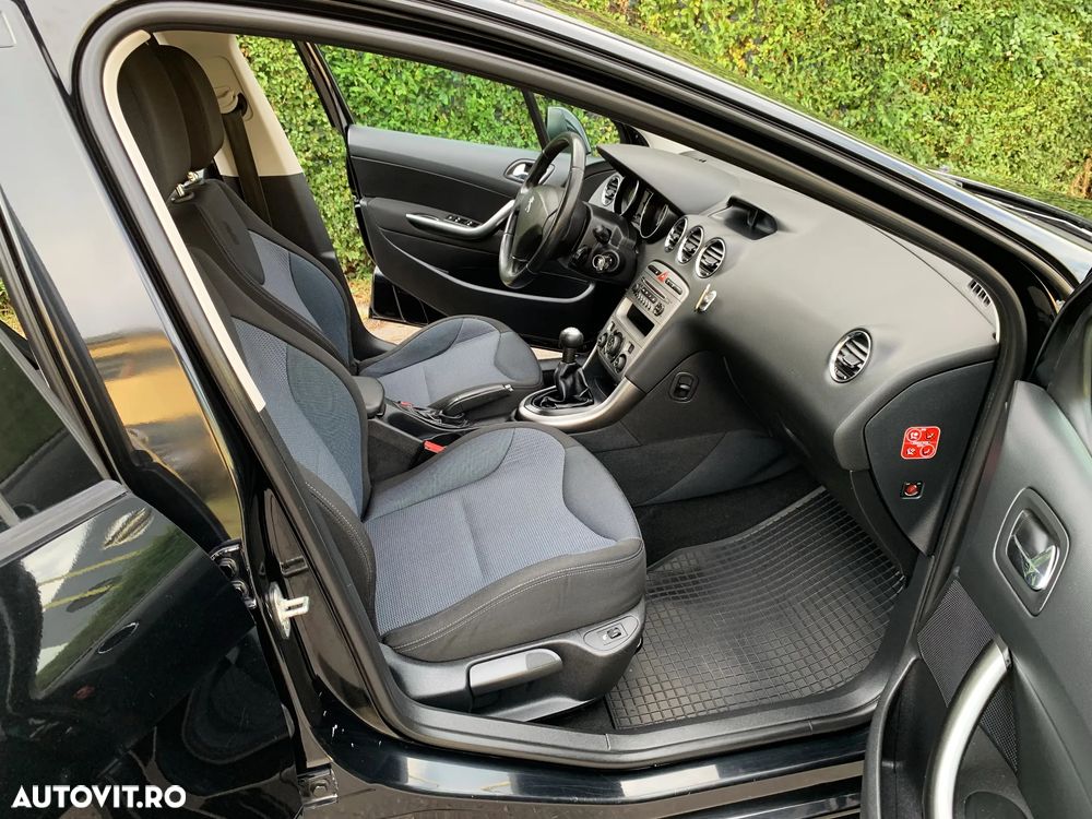 Peugeot 308 - 10
