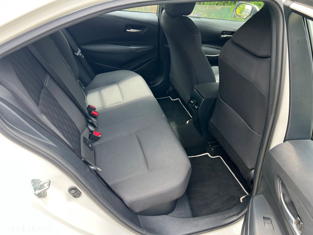 Toyota Corolla 1.8 Hybrid GPF Comfort - 23