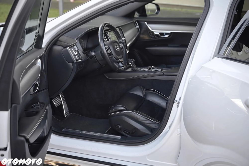Volvo V90 T4 R-Design - 21