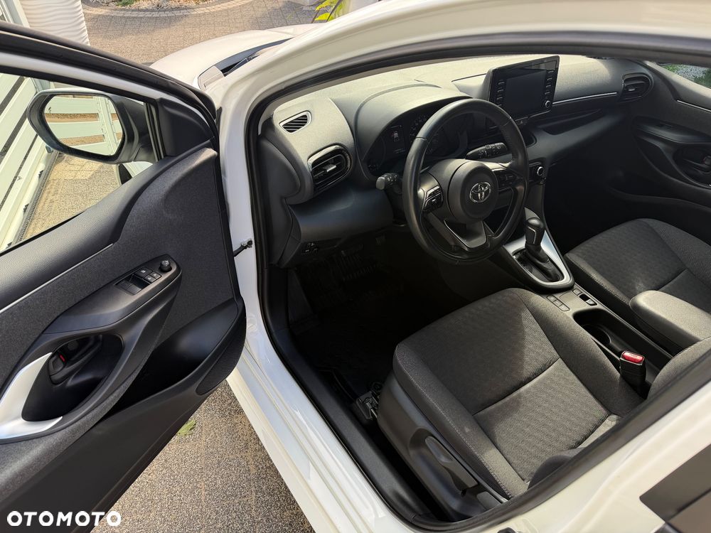 Toyota Yaris Hybrid 1.5 Active - 17