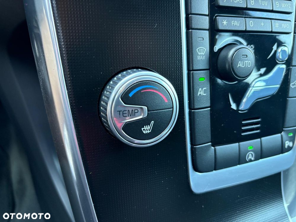 Volvo V60 D2 Drive-E R-Design Momentum - 11