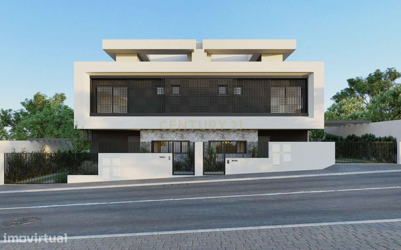 Moradia T3+1 com piscina a 5 minutos das praias – Caparica - Grande imagem: 4/48