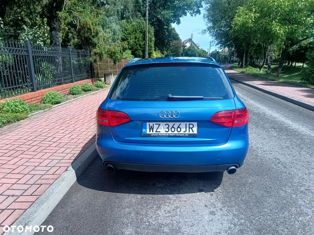 Audi A4 Avant - 9