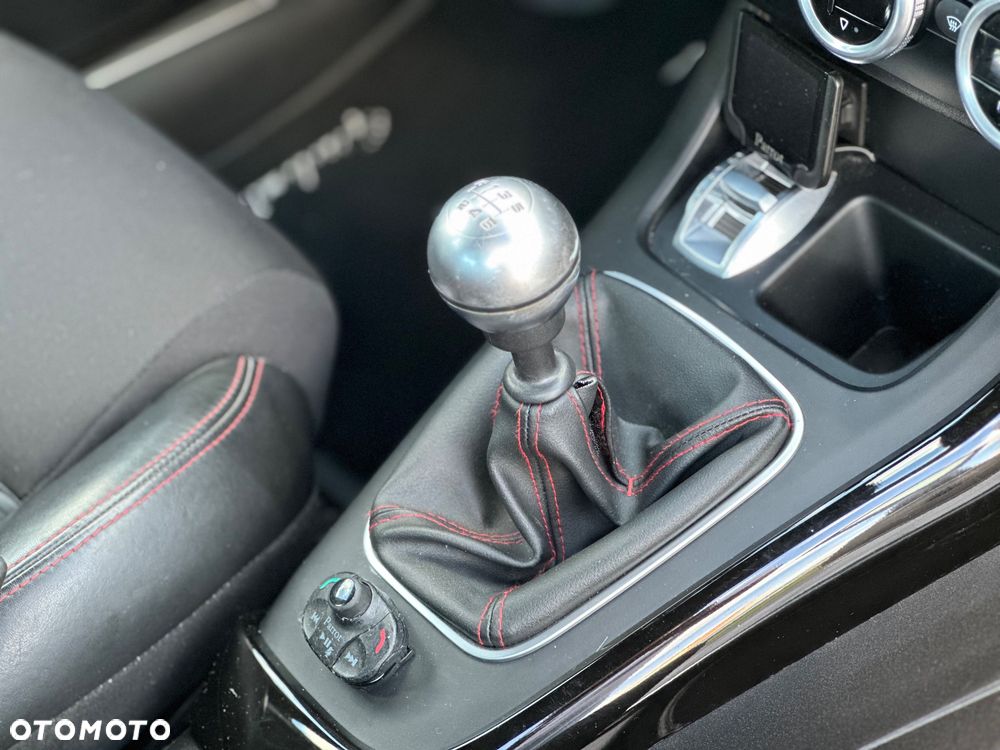 Alfa Romeo Giulietta 1.4 TB 16V Sport - 19