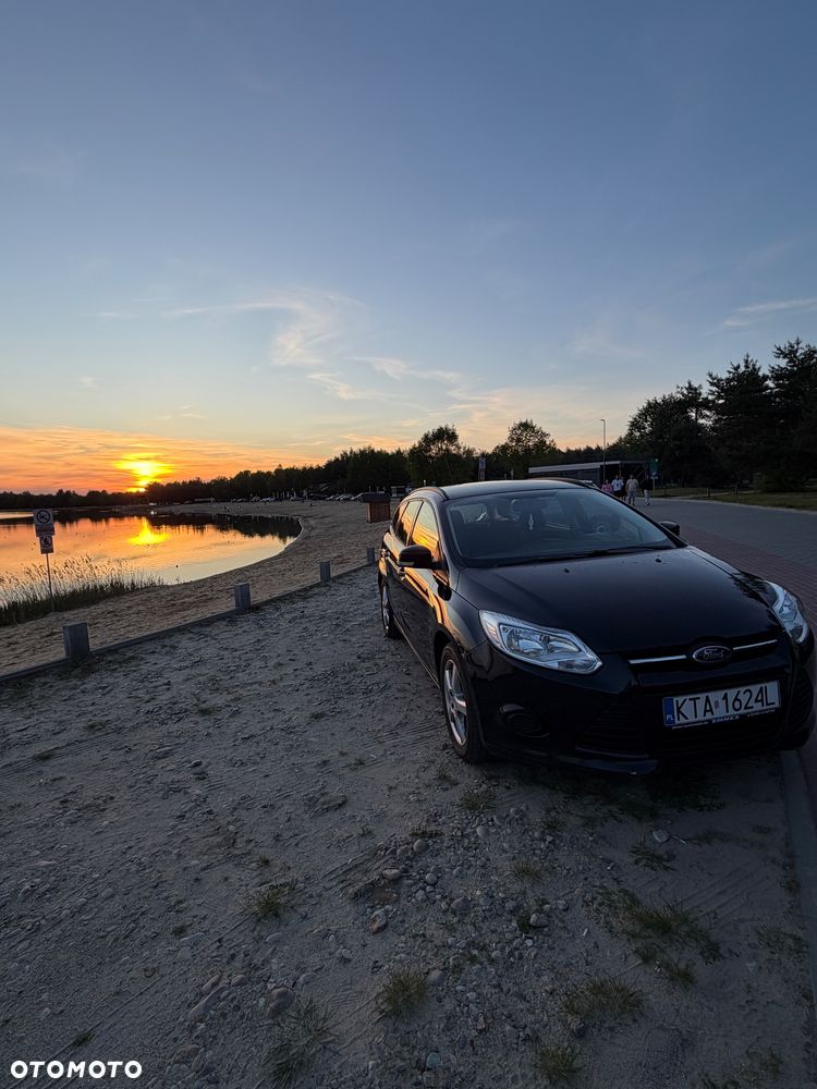 Ford Focus SW 1.6 TDCi DPF S&S Trend - 11