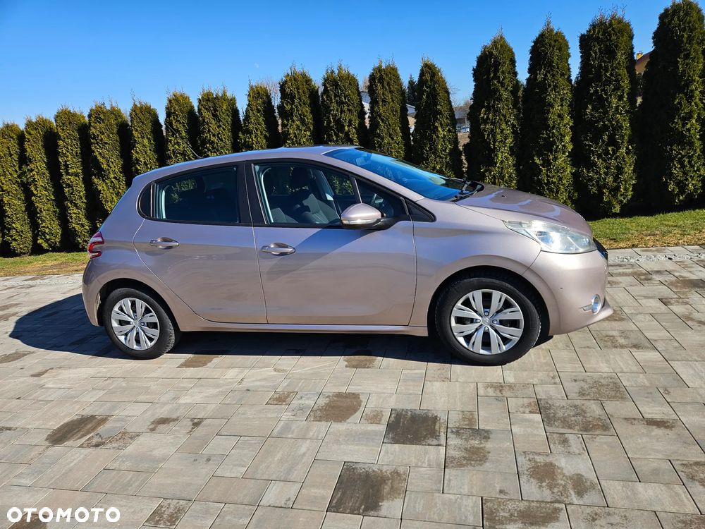 Peugeot 208 82 PureTech Style - 3