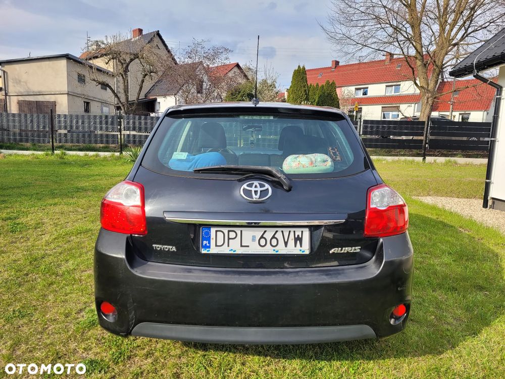Toyota Auris 1.4 D-4D - 4
