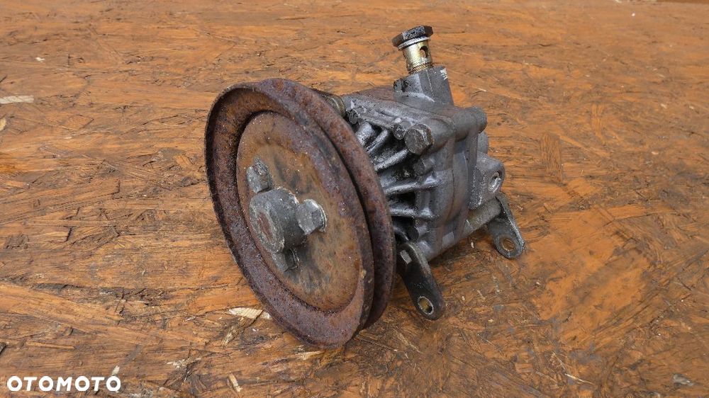 BMW e23 e24 e28 POMPA WSPOMAGANIA  7681955110 - 2