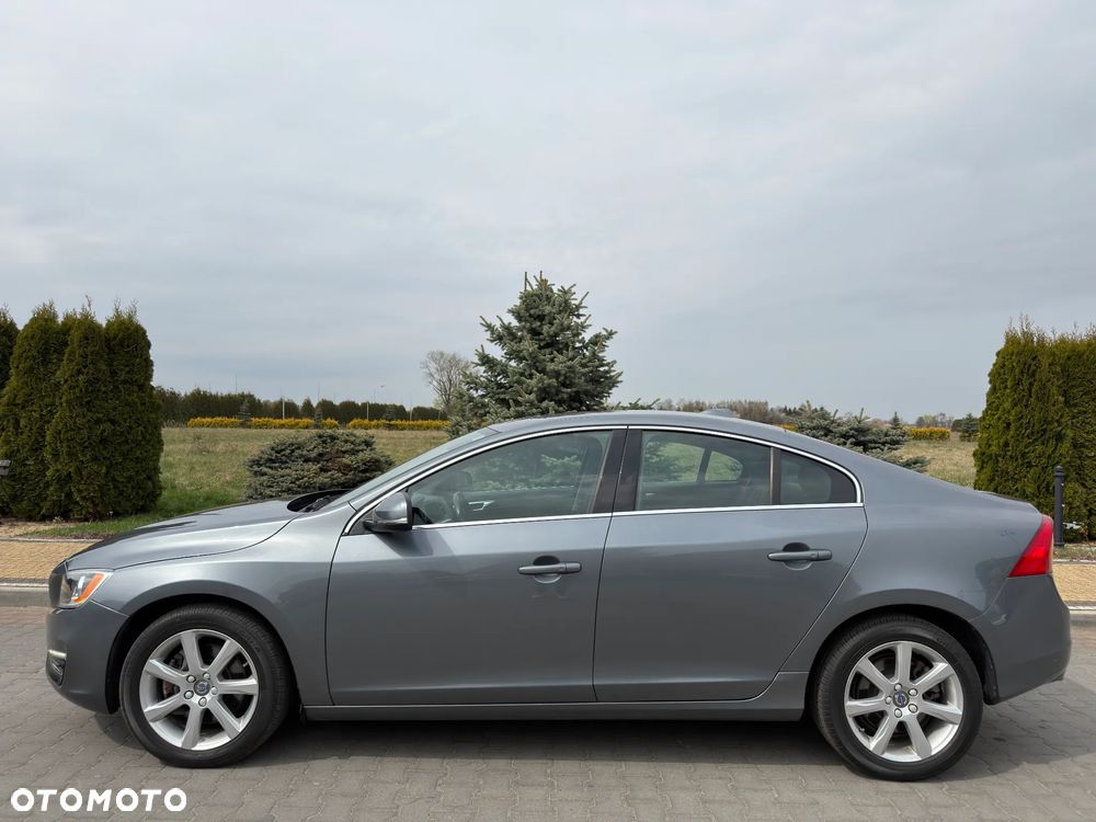 Volvo S60 2.5 T5 AWD - 5
