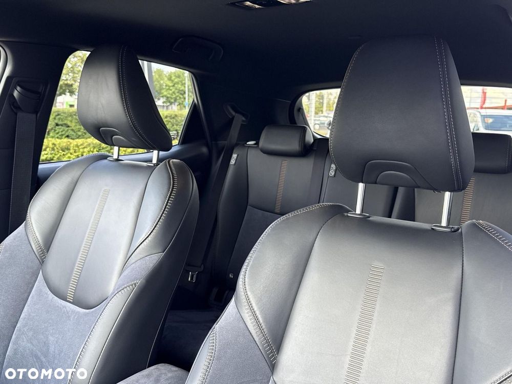 Lexus LBX 1.5 Hybrid Cool - 10