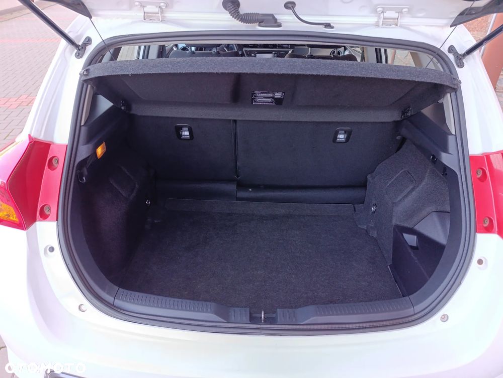 Toyota Auris - 30