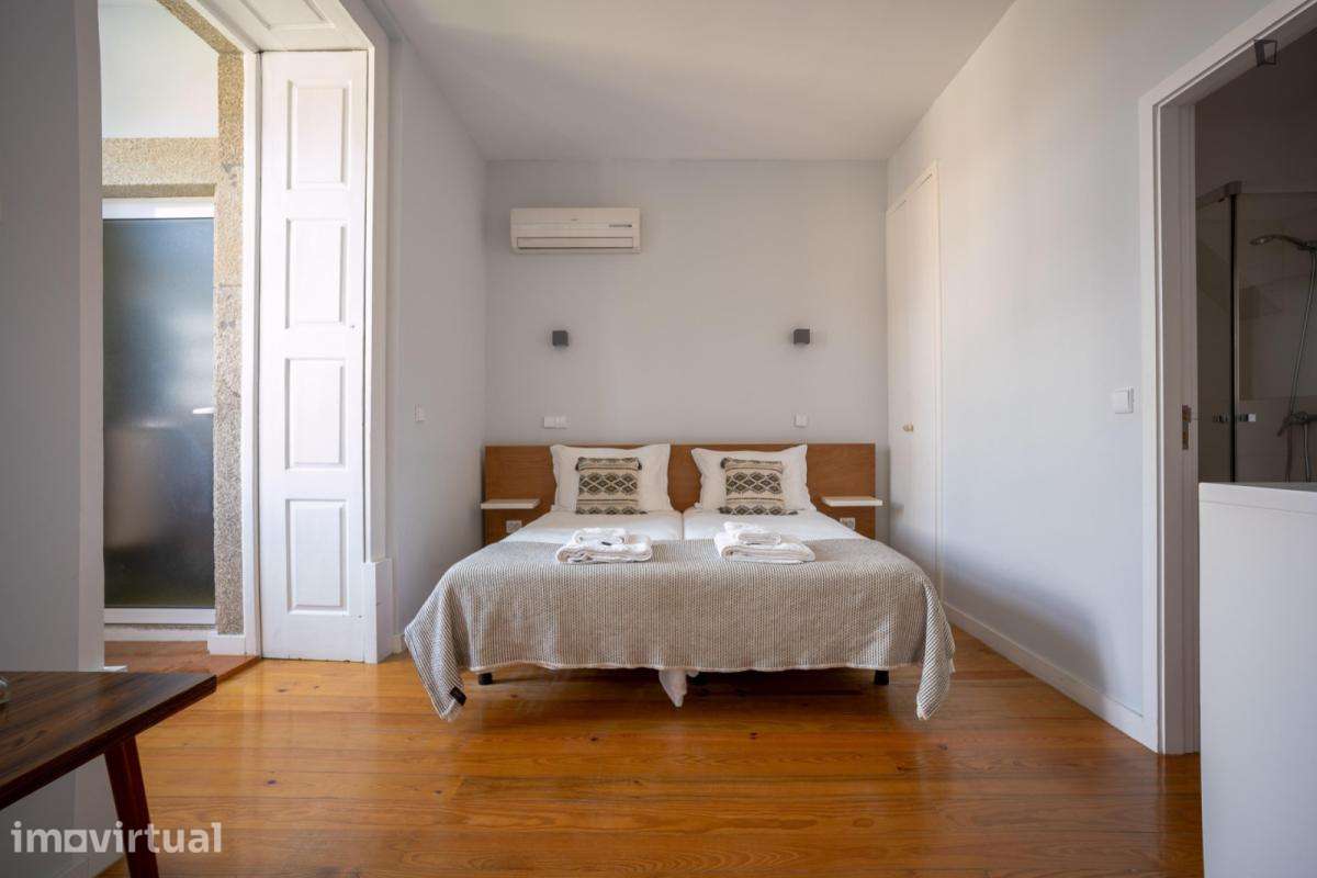 Estúdio - localizado em Santo Ildefonso Porto - Grande imagem: 4/19