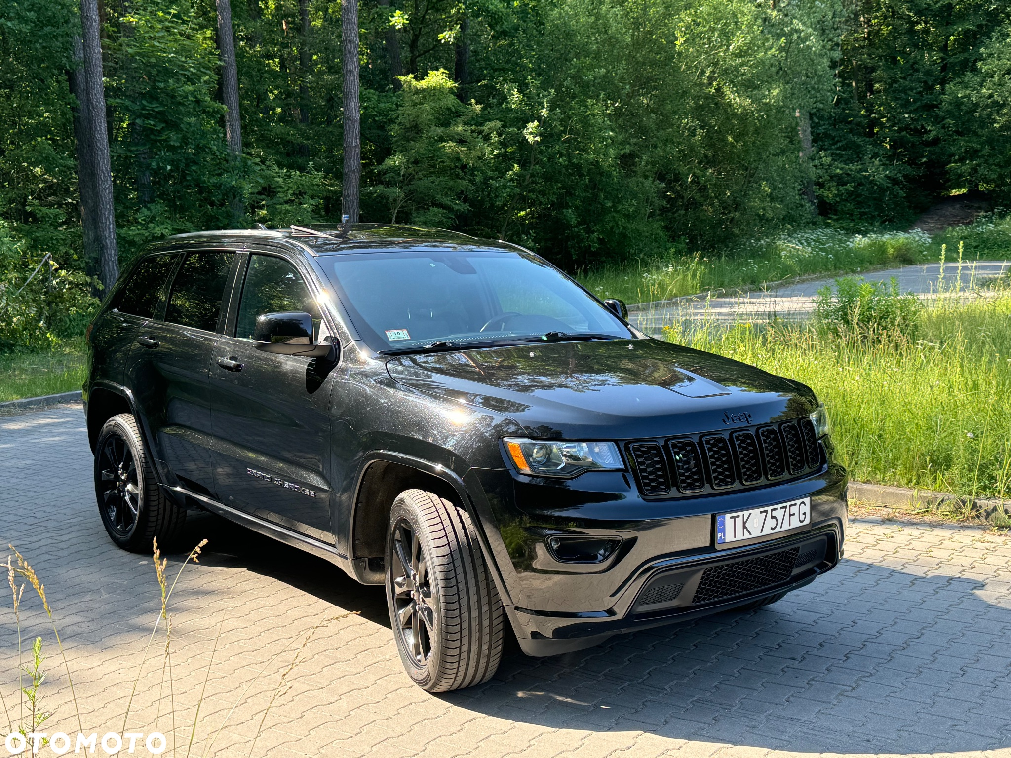 Jeep Grand Cherokee - 17