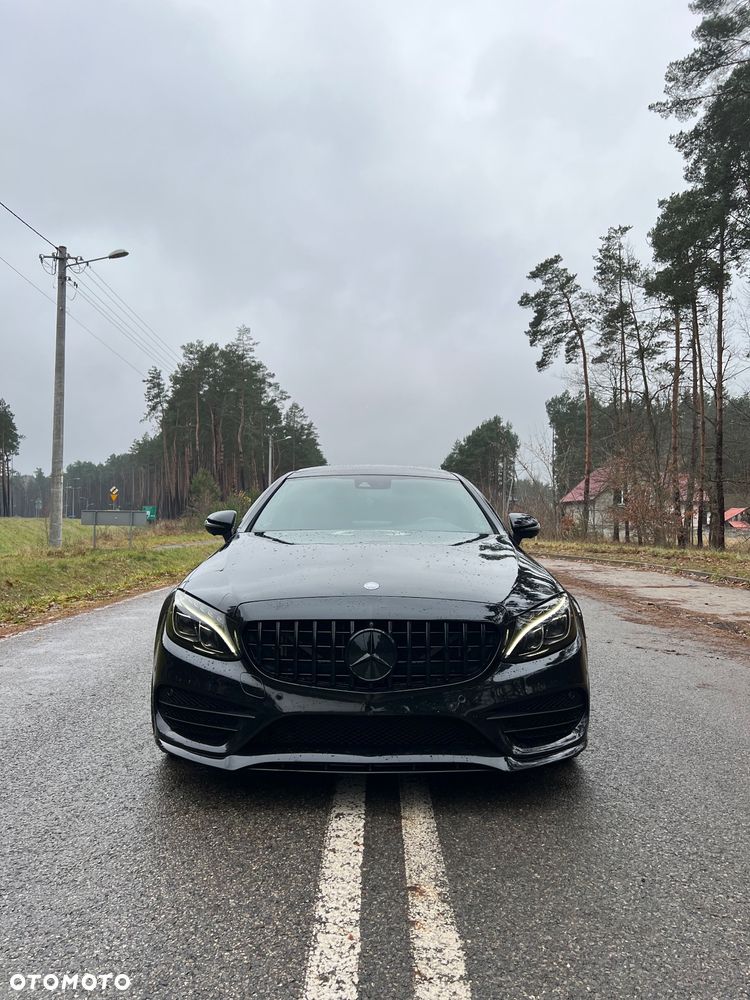 Mercedes-Benz Klasa C 300 7G-TRONIC AMG Line - 10