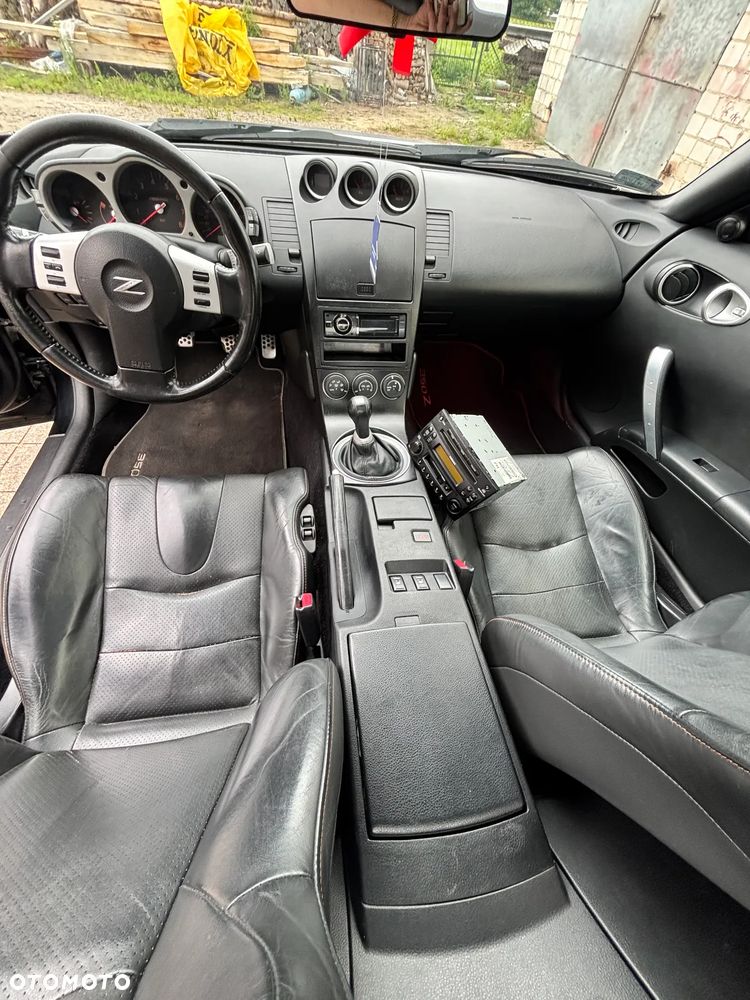 Nissan 350 Z 3.5 V6 - 8