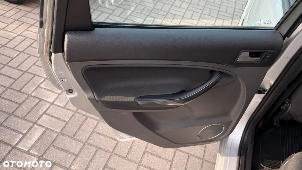 Ford C-MAX 1.8 Ghia - 16