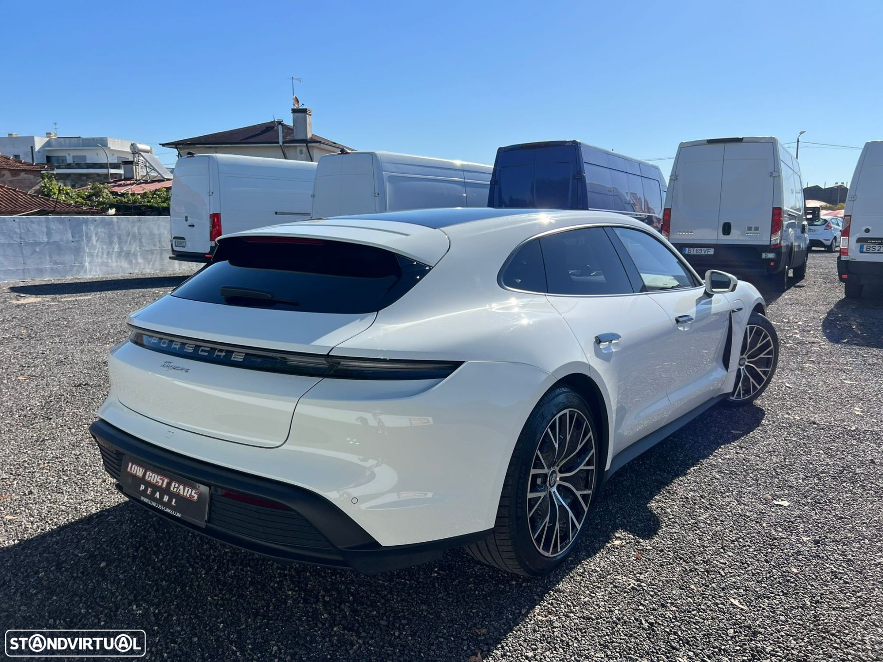 Porsche Taycan Sport Turismo - 3