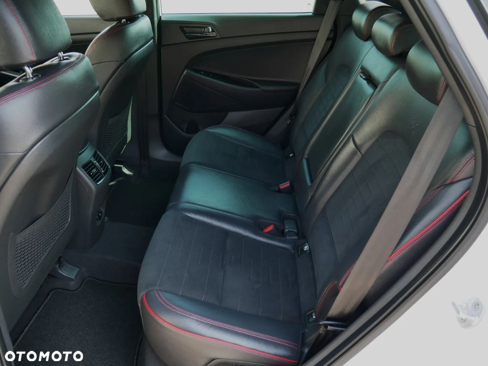 Hyundai Tucson 1.6 GDi 4WD N Line - 27