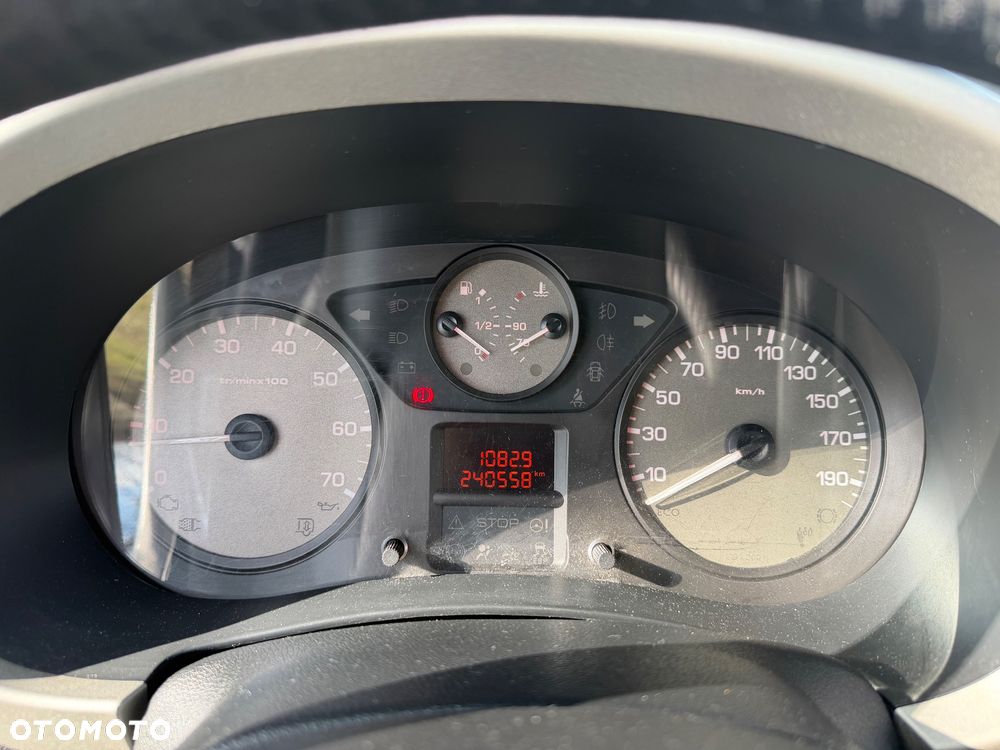 Peugeot Partner - 25