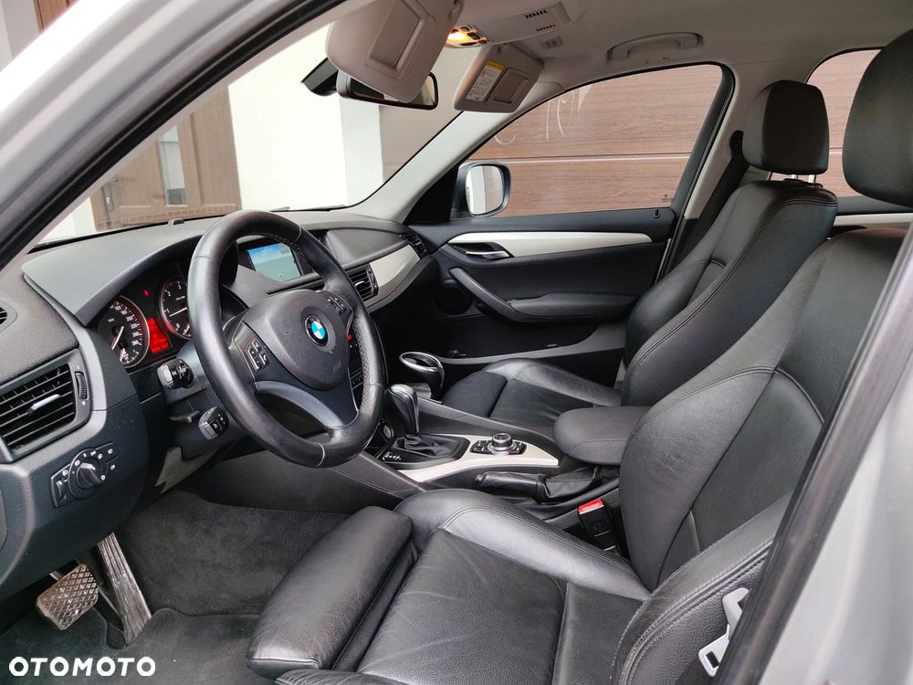 BMW X1 xDrive18d Sport Line - 12