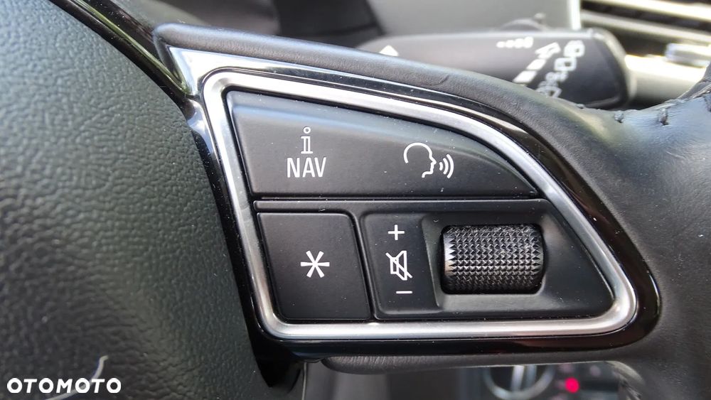 Audi Q3 - 18