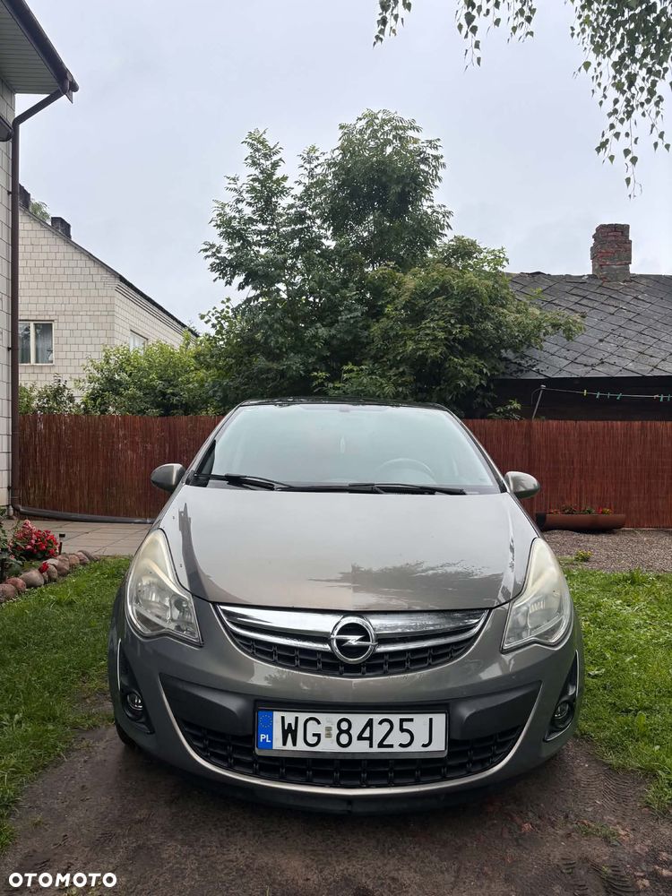 Opel Corsa 1.4 16V Satellite - 9