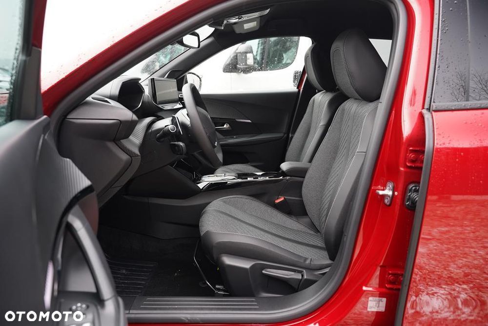 Peugeot 2008 PureTech 130 GT S&S EAT8 - 11