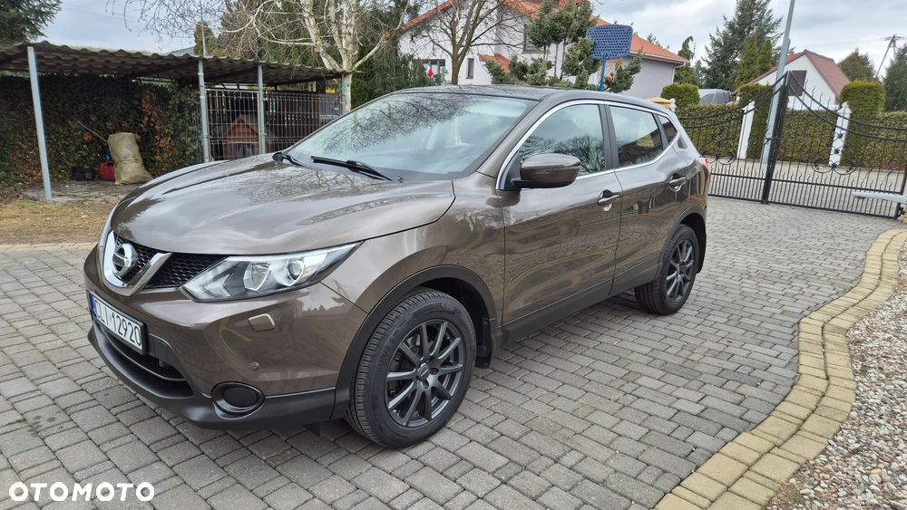 Nissan Qashqai - 1