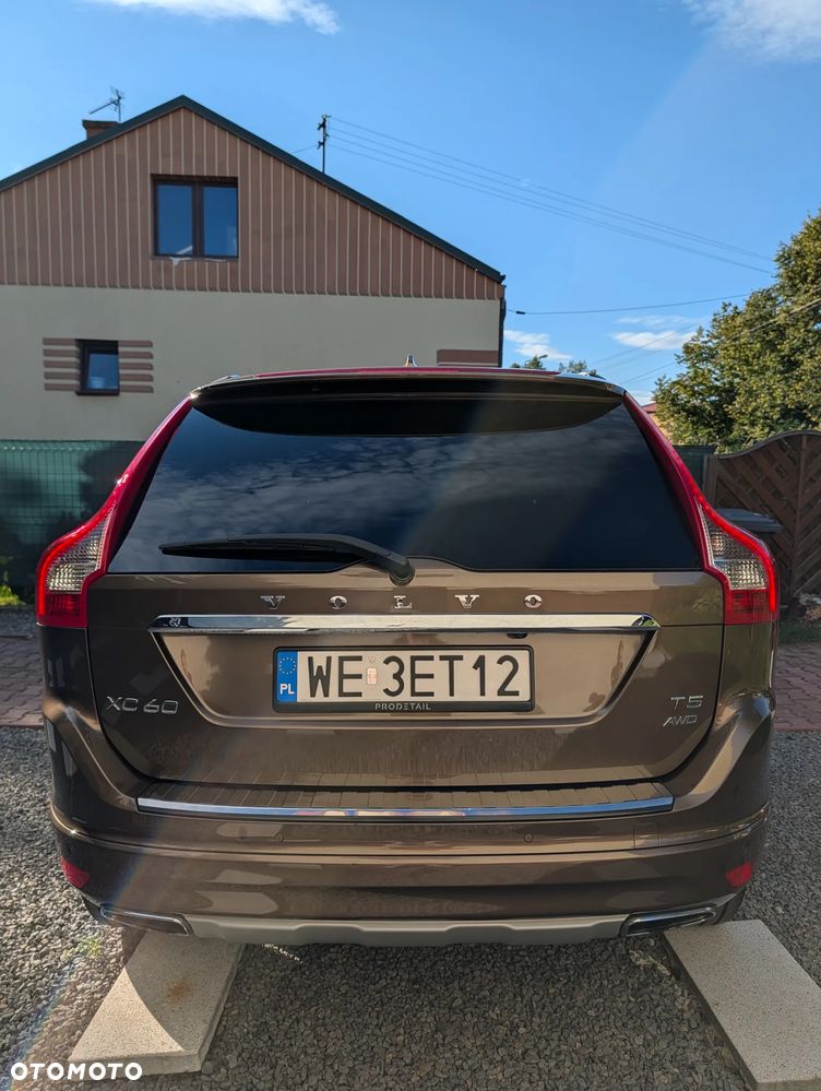 Volvo XC 60 T5 AWD Summum - 5